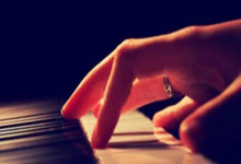 科特迪瓦女足选手抢眼表现，冲刺胜利之路